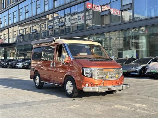 沃森威尔1917复古风款式惊艳亮相开元棋牌app江铃福顺JMC宿营车(图2)